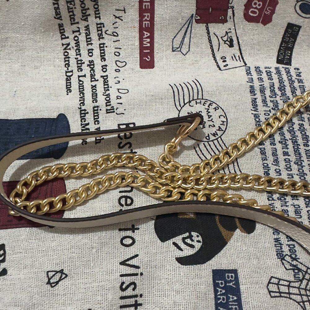 Coach Strawberry Print White Flap Shoulder Bag - Picture 6 of 9